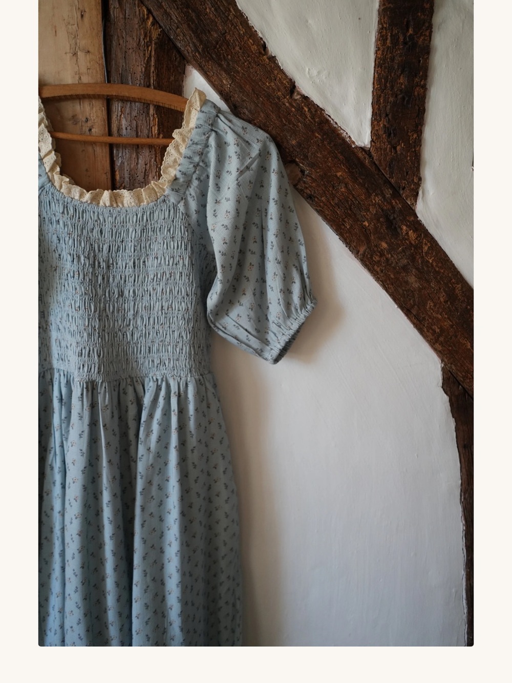 Light Blue Puff-Sleeve Maxi Dress with Ruffle Trim - Picture 2 of 6